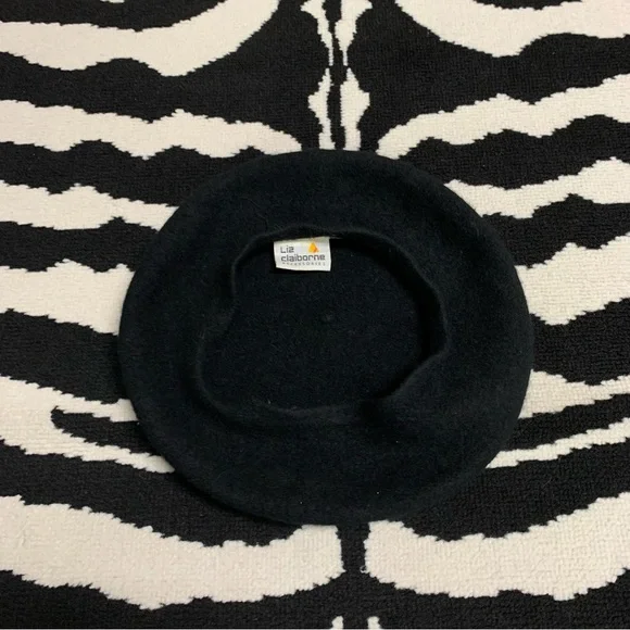 Wool Beret Hat Black One Size - Picture 5 of 10